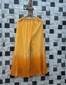 Chikankari mirror Set