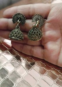 Jewelry Set: Earrings, Bracelet &amp; Necklace