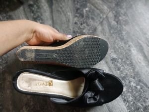 Bow Black Block Heel