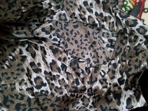 Leopard Printed Top Or Jacket