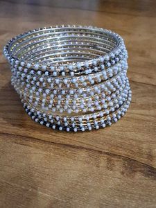 Pearl Bangle Set
