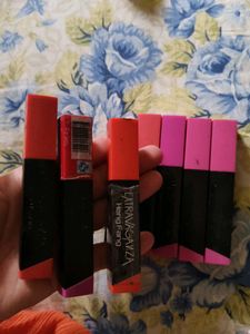 8 Lipstick Different Shades