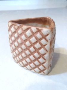 Pineapple Pattern Pot