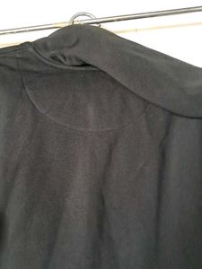 Nobero Plain Zipper Hoodie