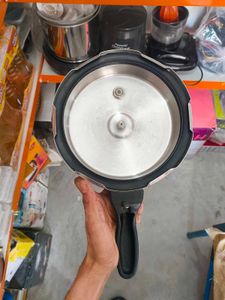 Pigeon Pressure Cooker