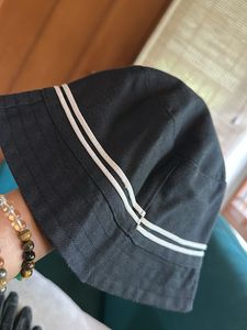 Leather Gloves With Cotton Cap Free