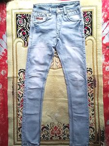 Jeans And Pants For Boys