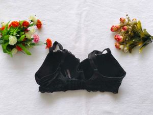 Victoria&#39;s Secret : 2 Upper Inner