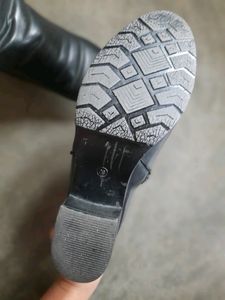 Black Boots