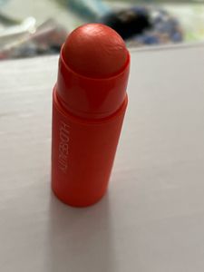 Huda Beauty Cheeky Tint Blush
