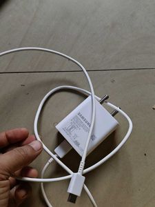 Samsung adapter with cable 45w 100% or