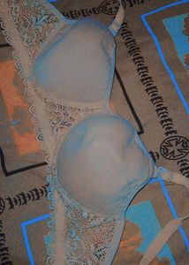 Padded Bra 30/75..