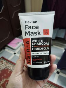 Ustra De Tan Face Mask
