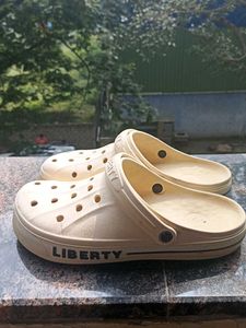 Liberty Clogs