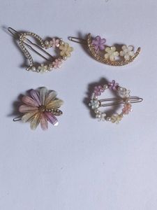 Cute Floral Hair Clips (Set of 4)
