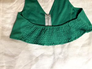 Beautiful Halter Green Zip-Up Top