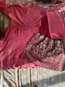 Elegant Pink Kurta Set