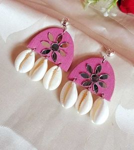 Shell Earrings 💘