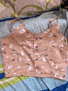 Cute Buttoned Crop Top