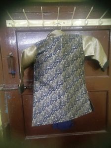 Boys&#39; Sherwani Style Suit
