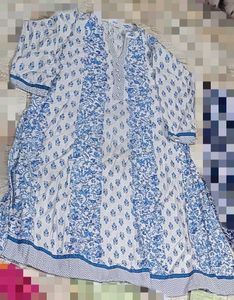 Selling Kurtis In Combo
