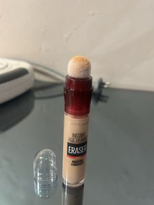 Brand New Instant Age Rewind Eraser Concealer