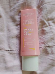 Dot & Key Sunscreen SPF 50