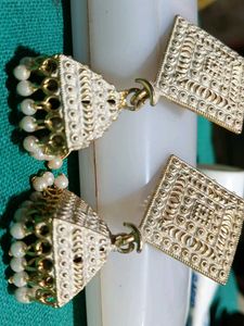 Earring