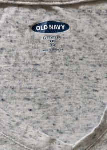 Old Navy Casual Grey V-Neck T-Shirt