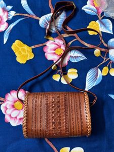 Vintage Leather Crossbody Bag