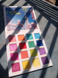 Bh Cosmetics Multicolor Eyeshadow Pallete