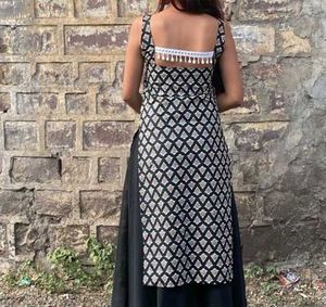 Printed Kurta With Shell Lace