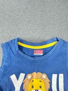 Babyhug 6-9 Months Sleeveless T-shirt