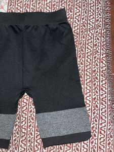 Gym Black And Grey Shorts🔥