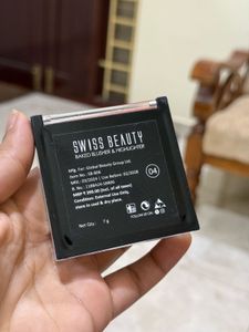 Dual-Tone Blush Palette