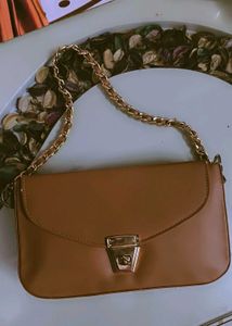 Brown Chain Shoulder Bag 👜