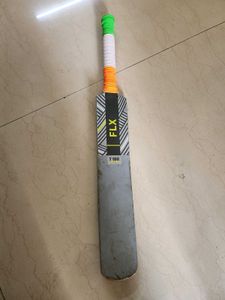 Decathlon Tennis Ball Cricket Bat