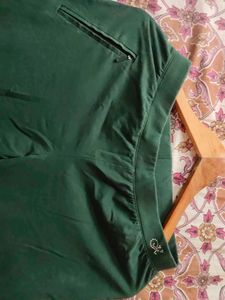 Green Capri Pants