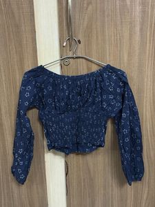 Blue Star Print off shoulder Crop Top
