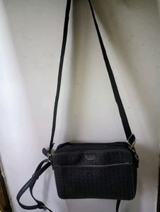 Guess Sling Bag