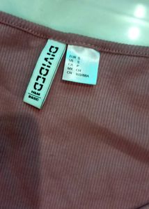 Pink Ribbed V-Neck Crop Top