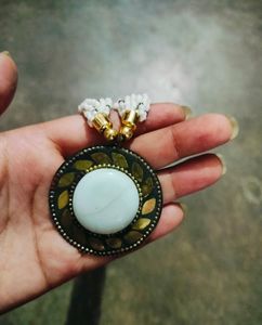 Pure White Neck Piece