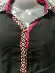 ZOLA BLACK SHIRT