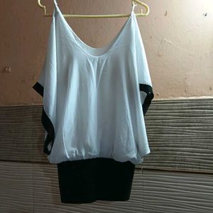 2000s Batwing Top