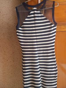 sale !!blue white strip dress 👗