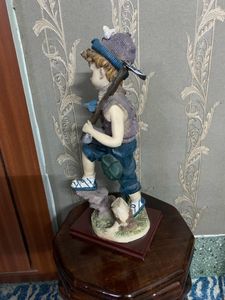 Sale!!Boy Statue