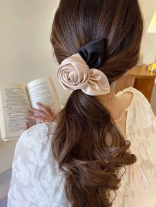 Rose Barrete Clip