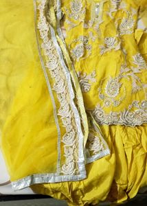 Patiyala Suit  Women Best For Haldi
