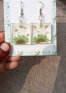 Hand made resin earings