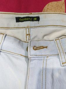 Knee Slash Jeans
